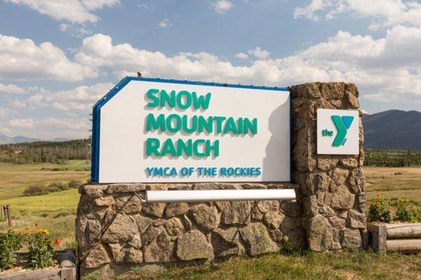 Ymca Of The Rockies - Snow Mountain Ranch Hotell Tabernash Exteriör bild